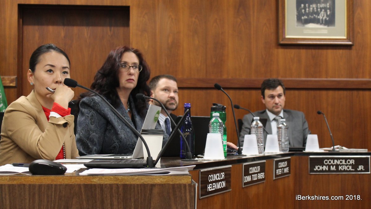 Pittsfield Council Approves Tax Rate Cut / The