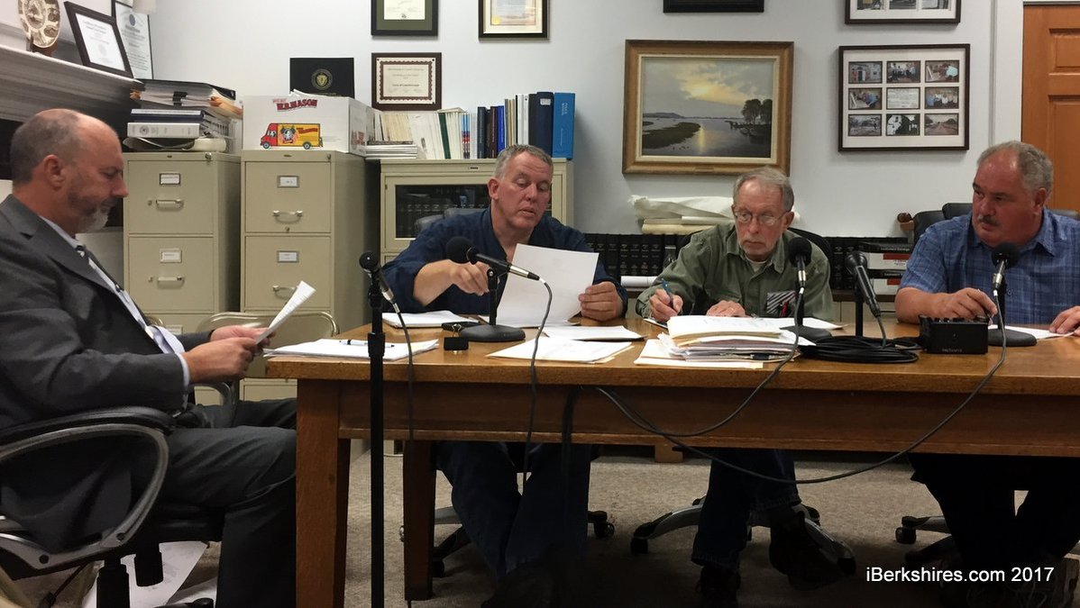 Lanesborough Selectmen See Special Town Meeting Articles. / iBerkshires