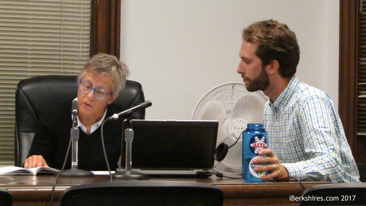 Williamstown Planning Board OKs Zoning Change Proposals / iBerkshires