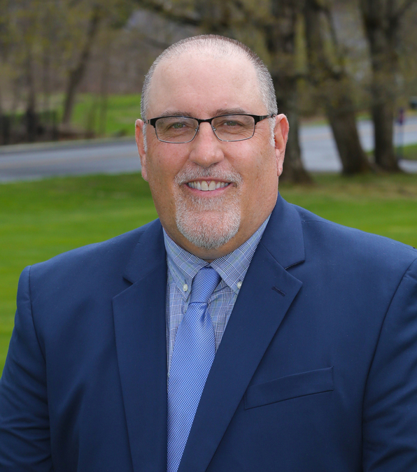 Adams Community Bank Announces Two New Hires / The