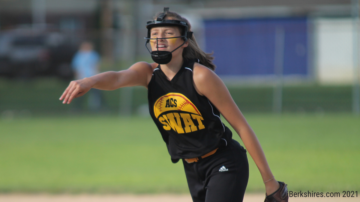 ACS Softball Opens CRA Tournament with a Win / The