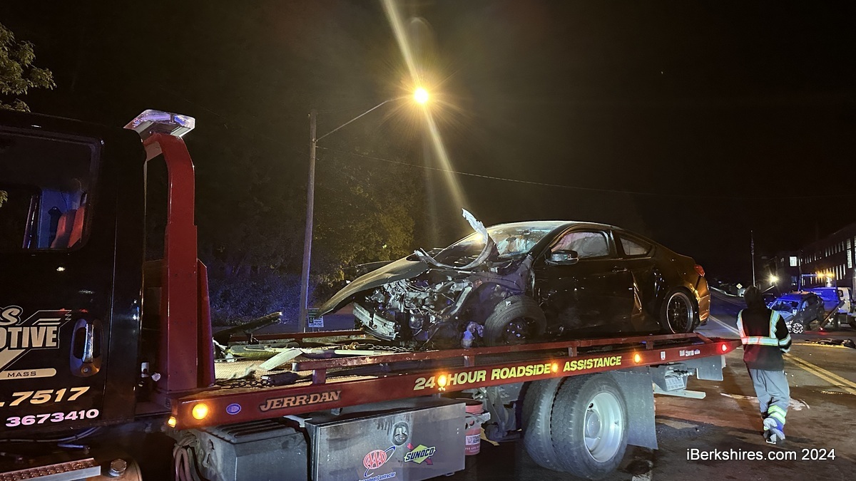 One Injured in 4-Vehicle Crash on Dalton Avenue in Pittsfield – iBerkshires.com