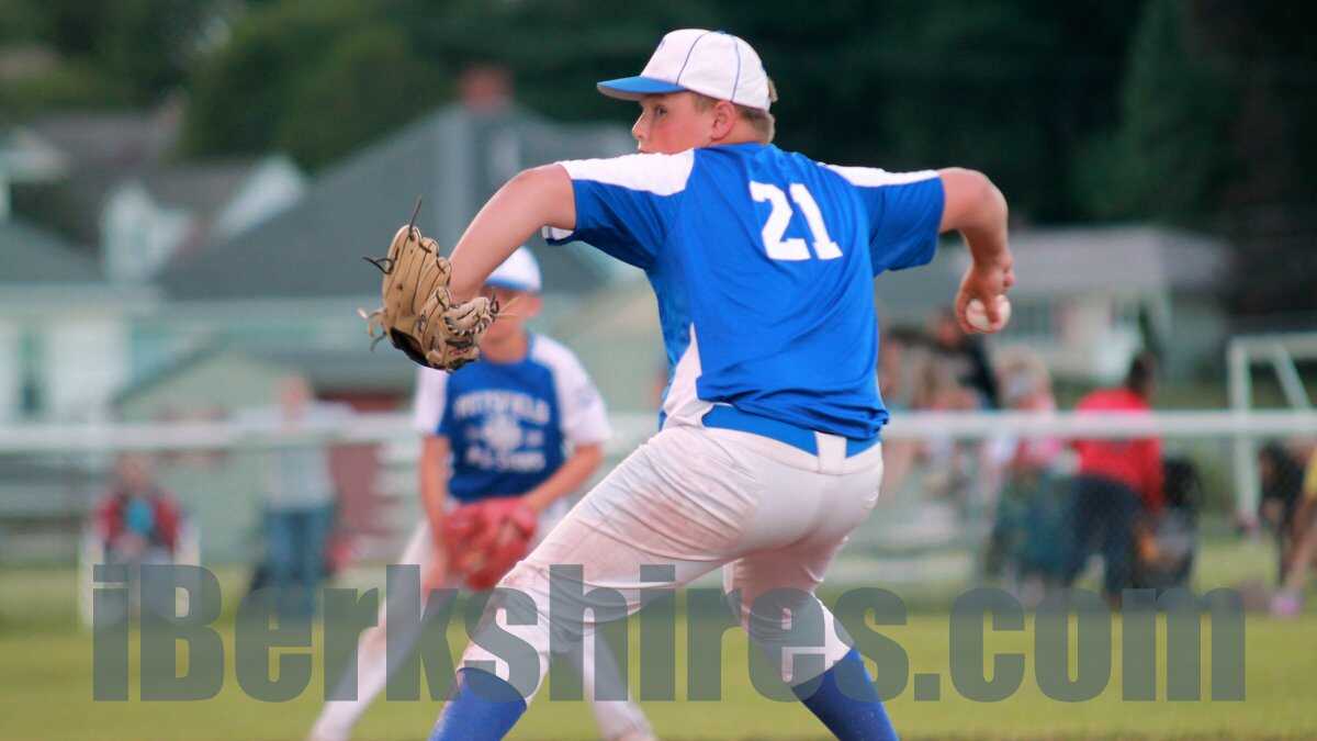 RJ's Restaurant Opens in Former Rainbow in Pittsfield /